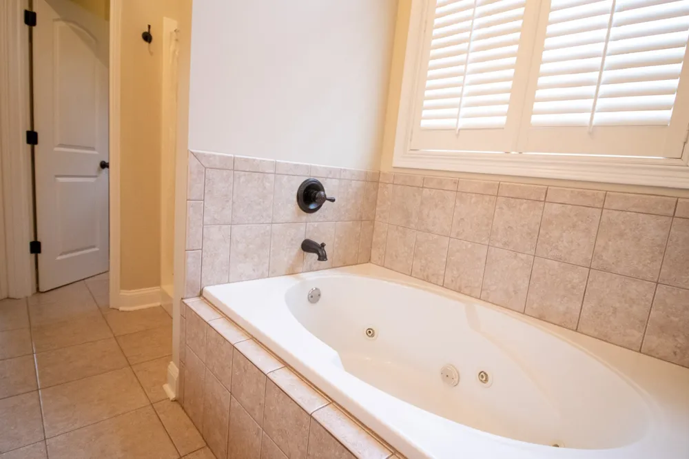 1343 Ambleside Drive Clarksville, TN 37040