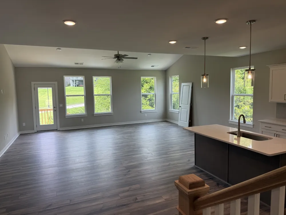 3322 Parmenter Street Columbia, TN 38401