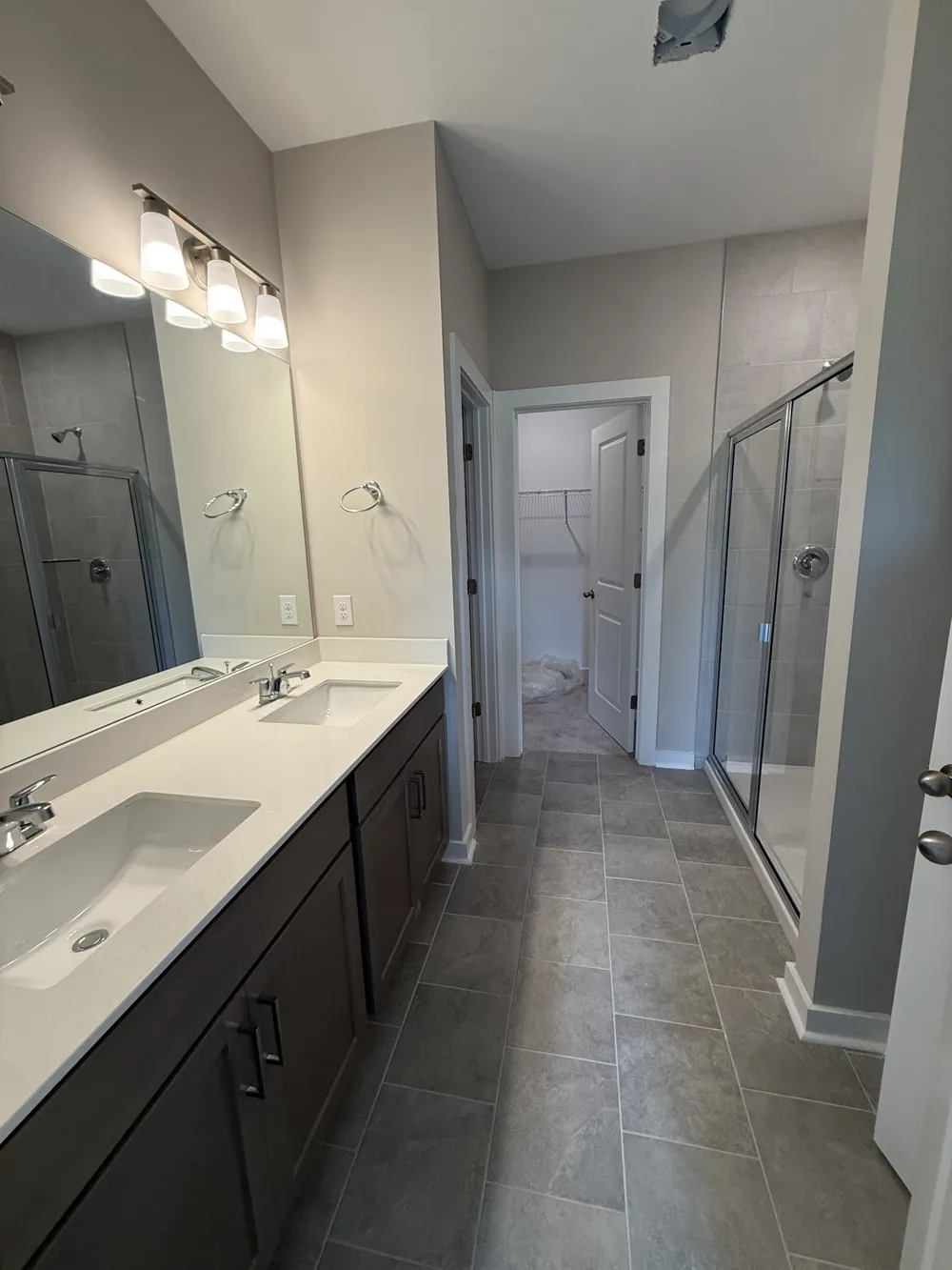 3322 Parmenter Street Columbia, TN 38401
