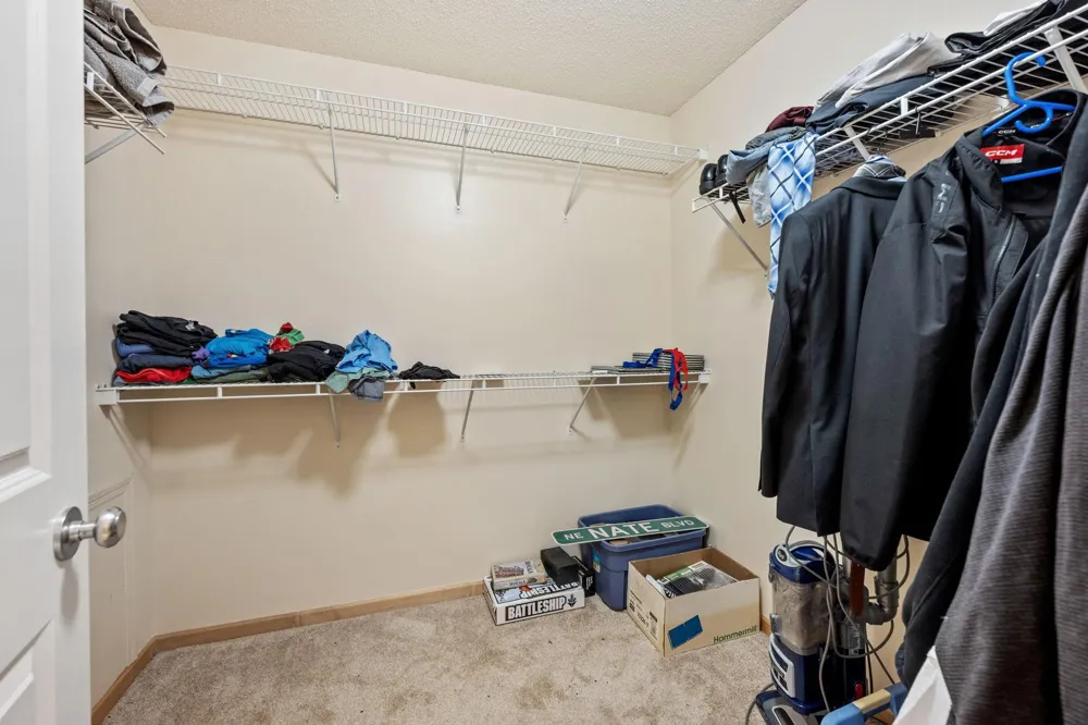 4353 Victor Path #4 Hugo, MN 55038