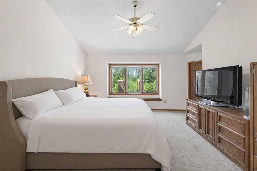 1144 Lois Court Shoreview, MN 55126