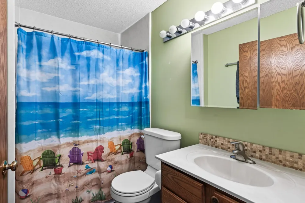 7577 Ojibway Park Court Woodbury, MN 55125