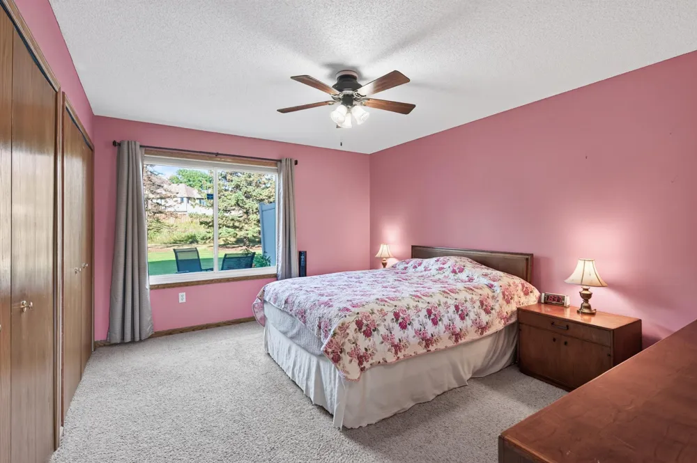 7577 Ojibway Park Court Woodbury, MN 55125