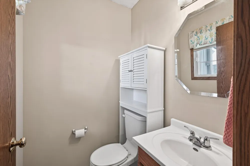 7577 Ojibway Park Court Woodbury, MN 55125