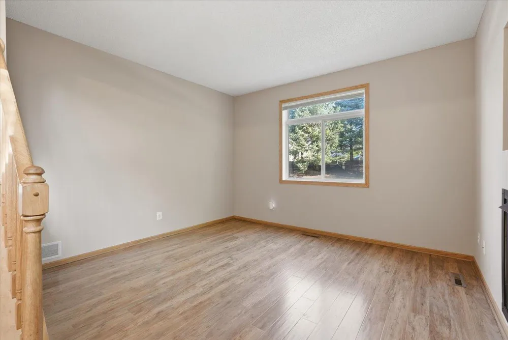 537 Woodduck Drive #F Woodbury, MN 55125