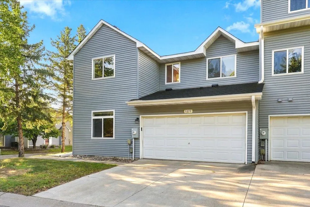 537 Woodduck Drive #F Woodbury, MN 55125