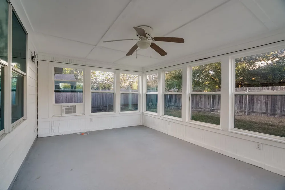 240 King Elder Lane Leander, TX 78641