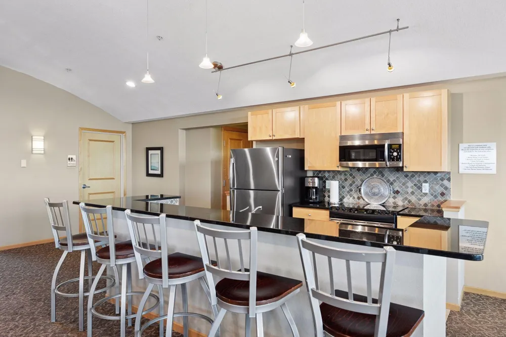 4100 Spring Street #212 Spring Park, MN 55384