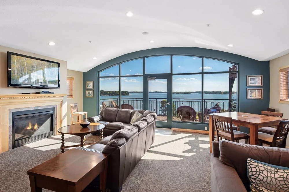 4100 Spring Street #212 Spring Park, MN 55384