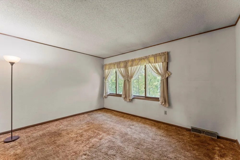 43350 Andee Avenue Harris, MN 55032