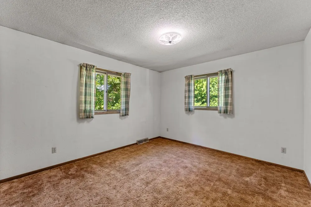 43350 Andee Avenue Harris, MN 55032