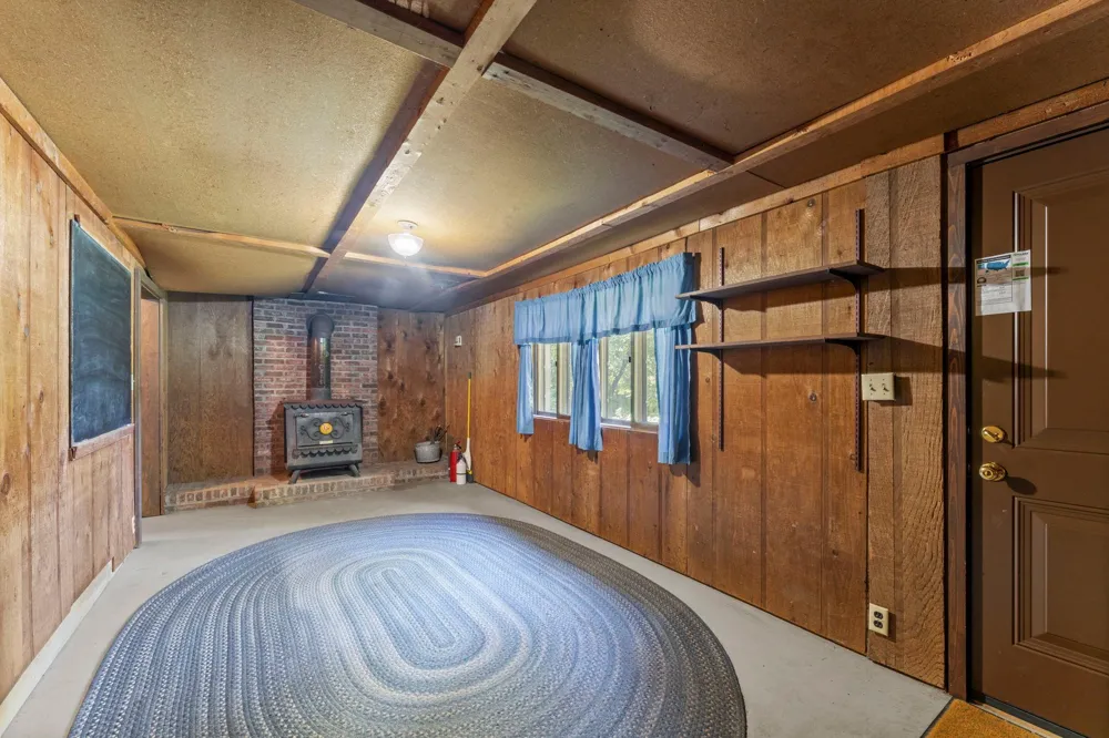 43350 Andee Avenue Harris, MN 55032