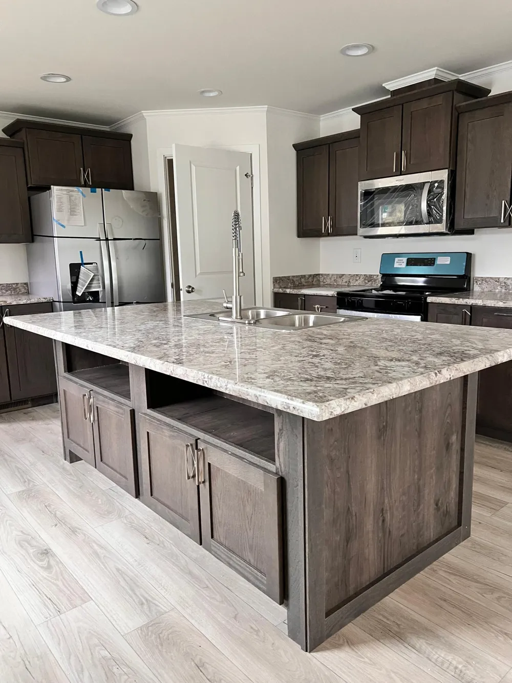 37 Korda Drive Duluth, MN 55808