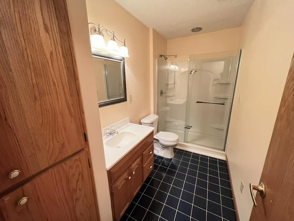 1508 Thistle Lane Shakopee, MN 55379