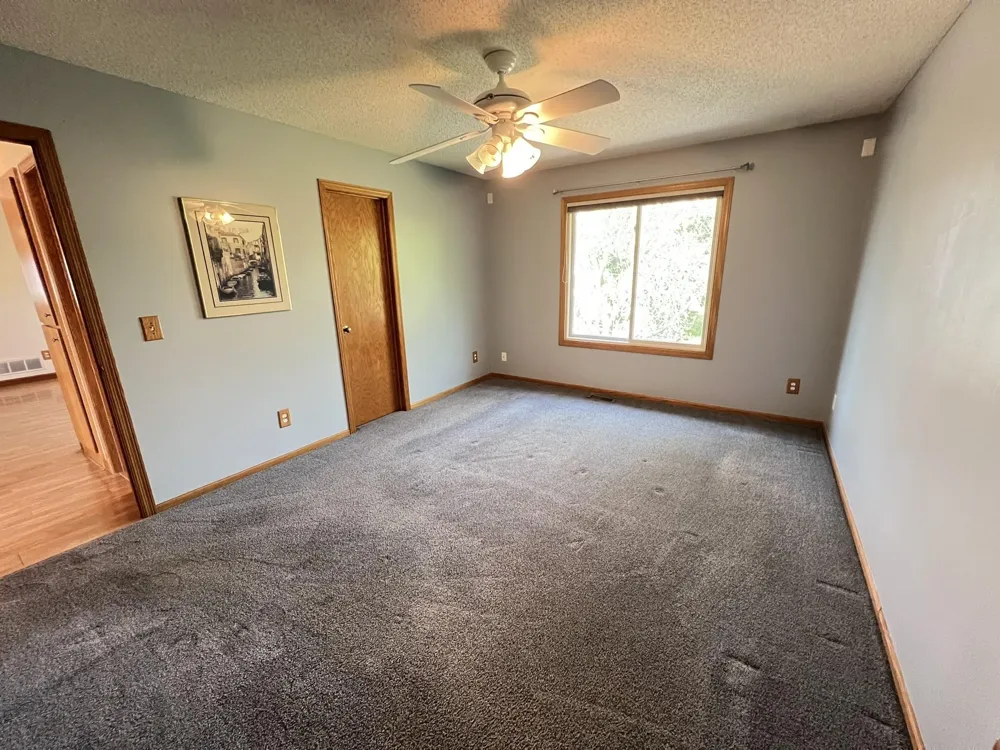 1508 Thistle Lane Shakopee, MN 55379