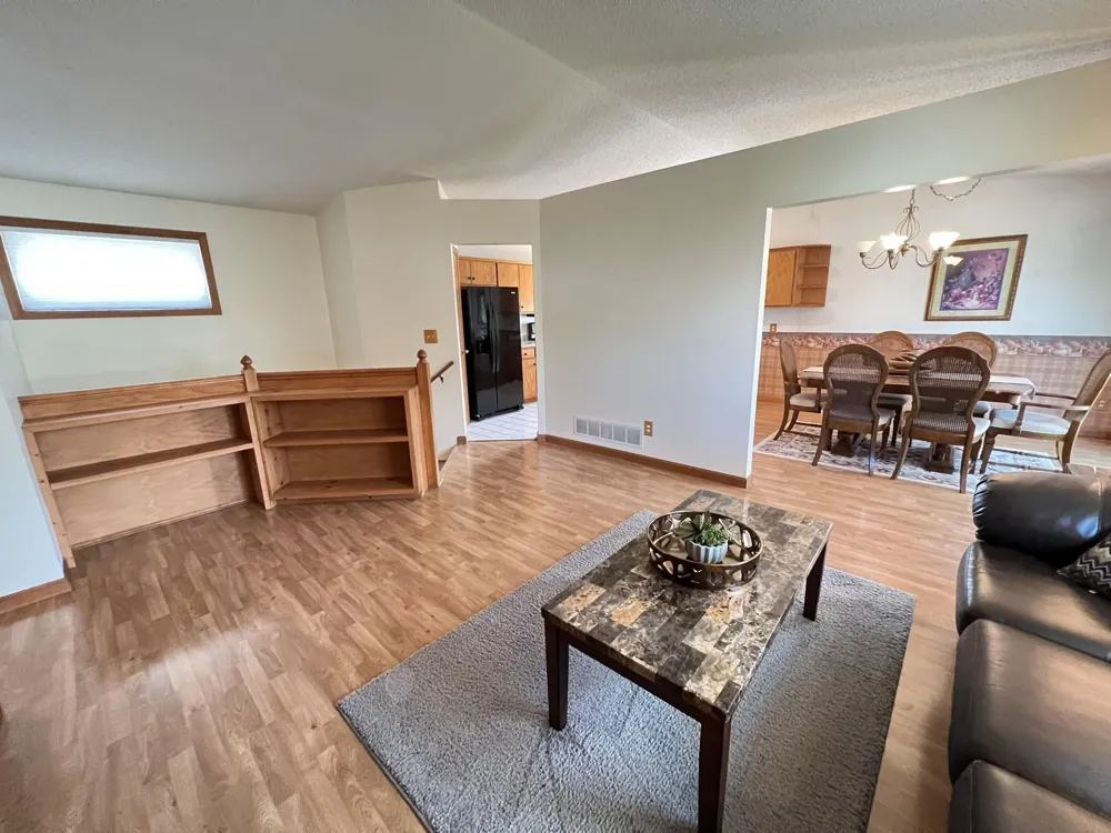 1508 Thistle Lane Shakopee, MN 55379
