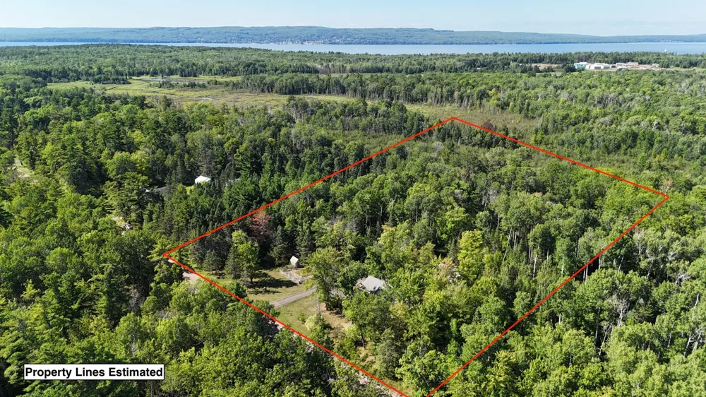 870 Middle Road La Pointe, WI 54850