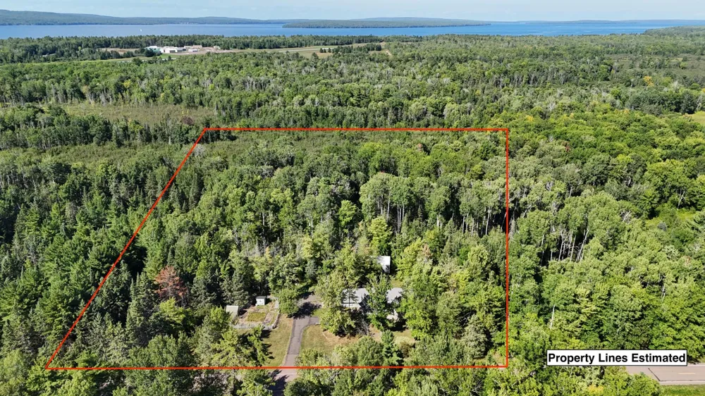 870 Middle Road La Pointe, WI 54850