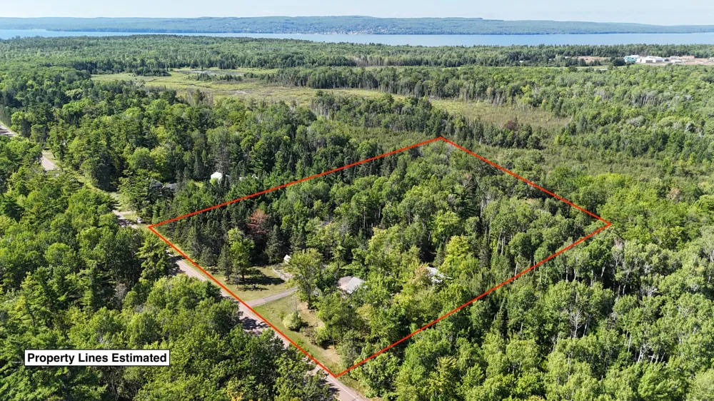 870 Middle Road La Pointe, WI 54850