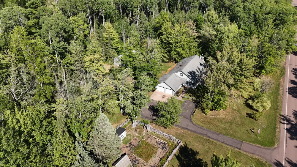 870 Middle Road La Pointe, WI 54850