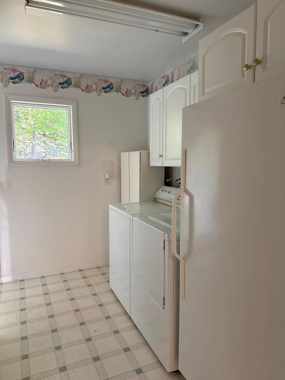 870 Middle Road La Pointe, WI 54850