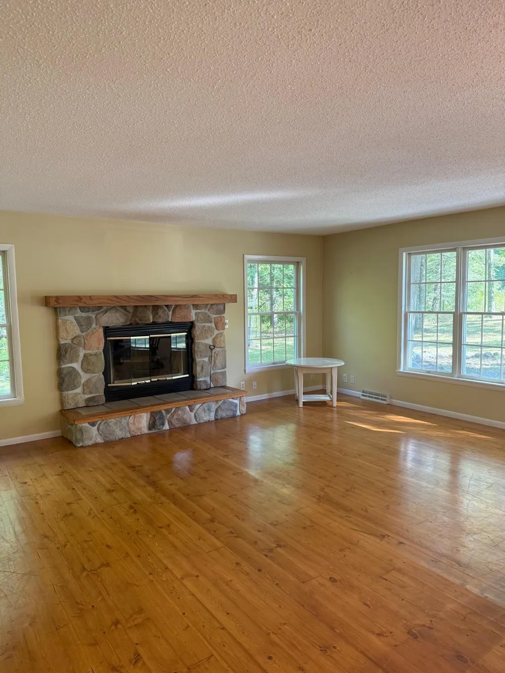 870 Middle Road La Pointe, WI 54850