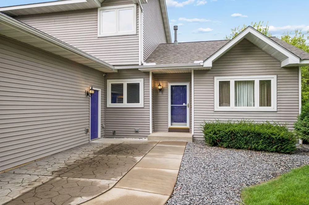 19215 English Avenue Farmington, MN 55024