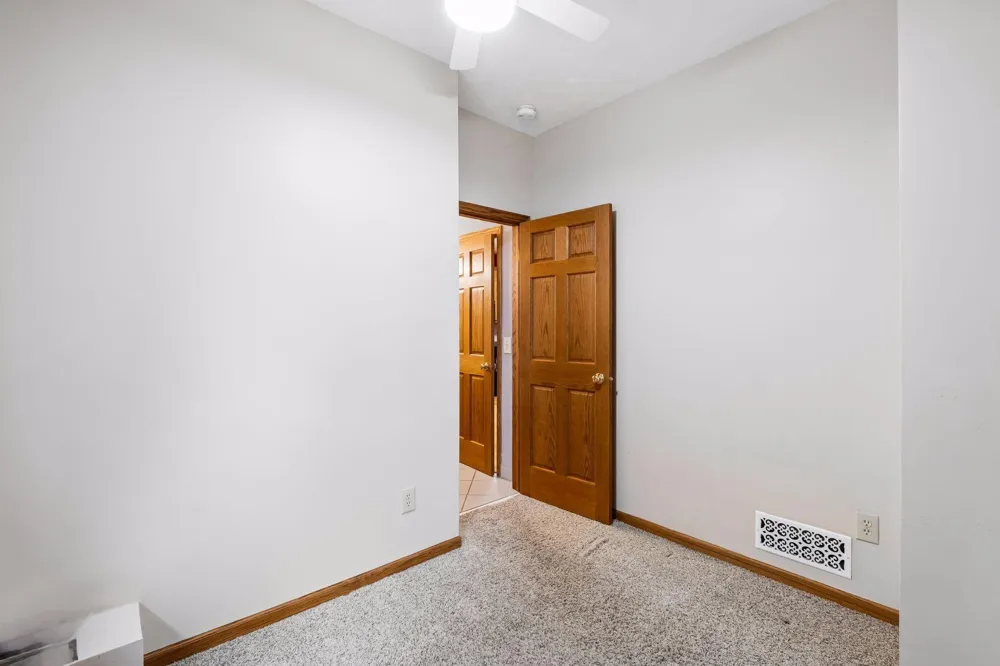 19215 English Avenue Farmington, MN 55024