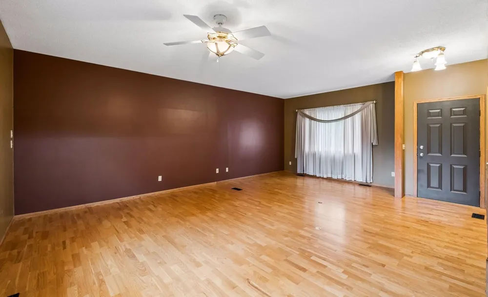 19215 English Avenue Farmington, MN 55024