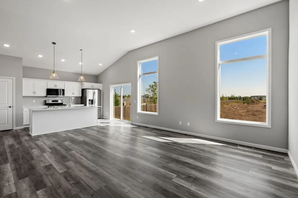 19898 Enfield Avenue Forest Lake, MN 55025