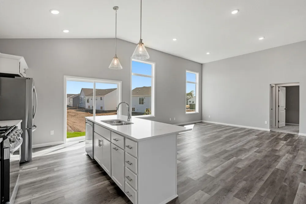 19898 Enfield Avenue Forest Lake, MN 55025