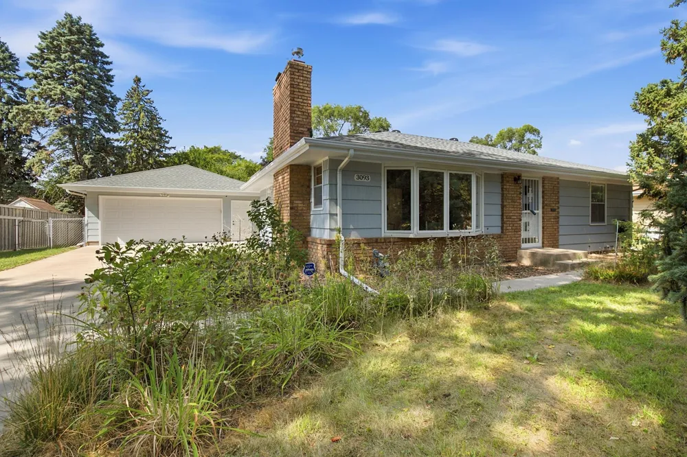 3093 Wilder Street Roseville, MN 55113