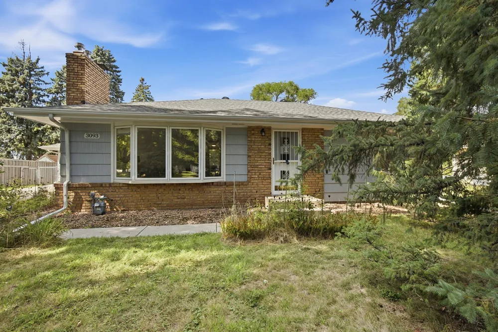 3093 Wilder Street Roseville, MN 55113