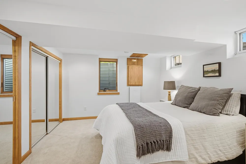 3093 Wilder Street Roseville, MN 55113