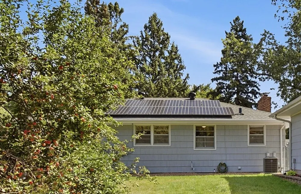 3093 Wilder Street Roseville, MN 55113