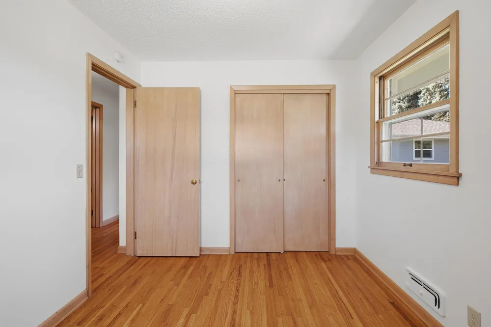3093 Wilder Street Roseville, MN 55113