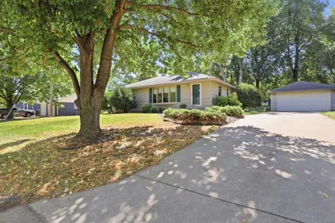 16403 Seymour Drive
