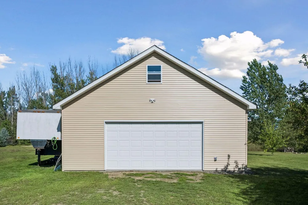 40533 Golden Avenue North Branch, MN 55056