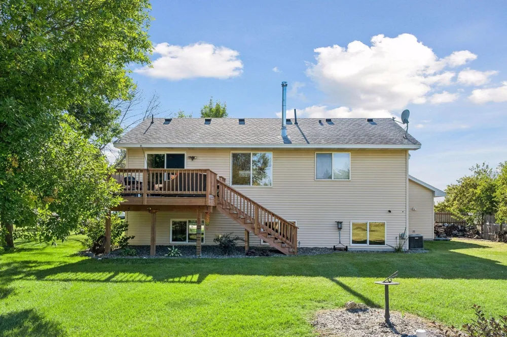 40533 Golden Avenue North Branch, MN 55056