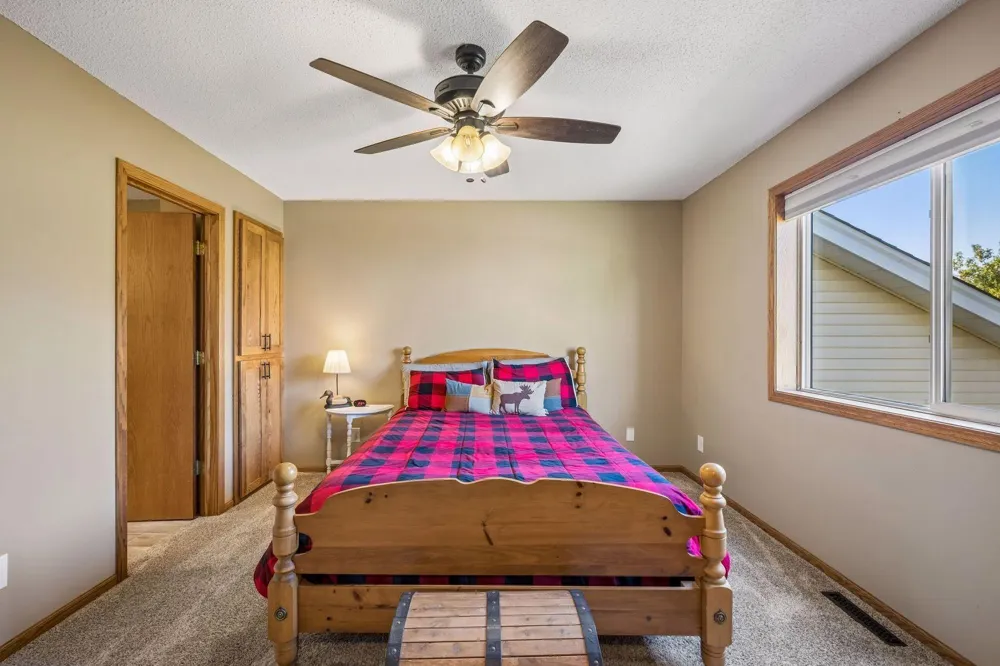 40533 Golden Avenue North Branch, MN 55056
