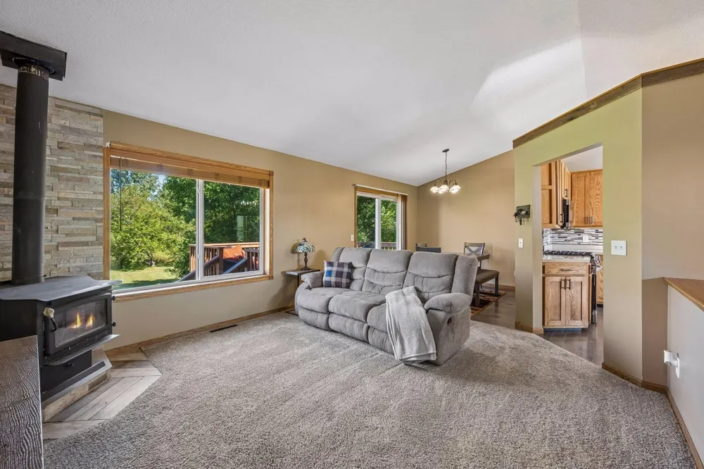 40533 Golden Avenue North Branch, MN 55056