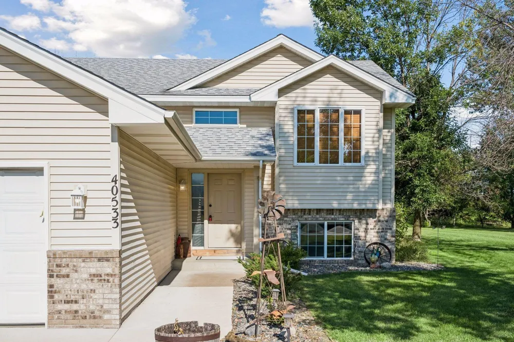 40533 Golden Avenue North Branch, MN 55056