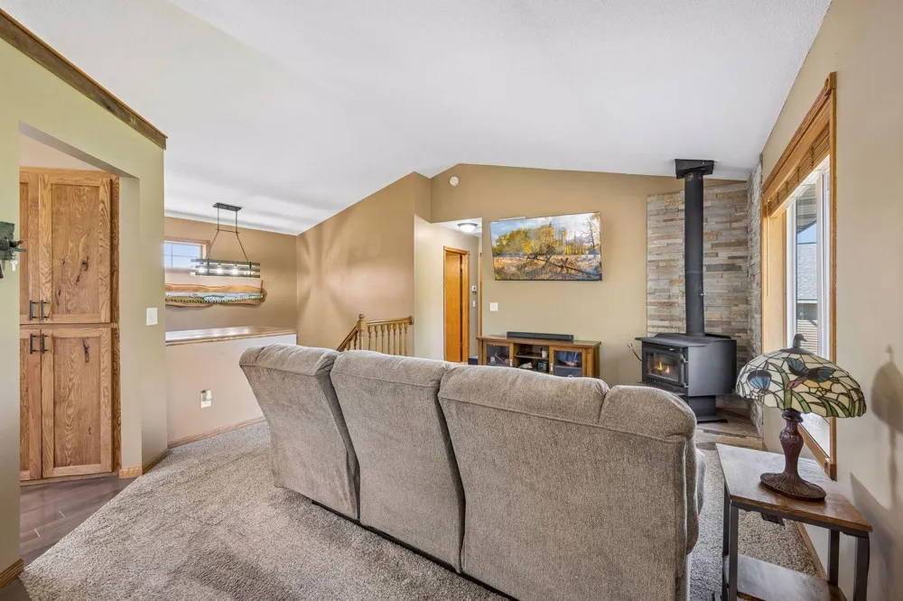 40533 Golden Avenue North Branch, MN 55056