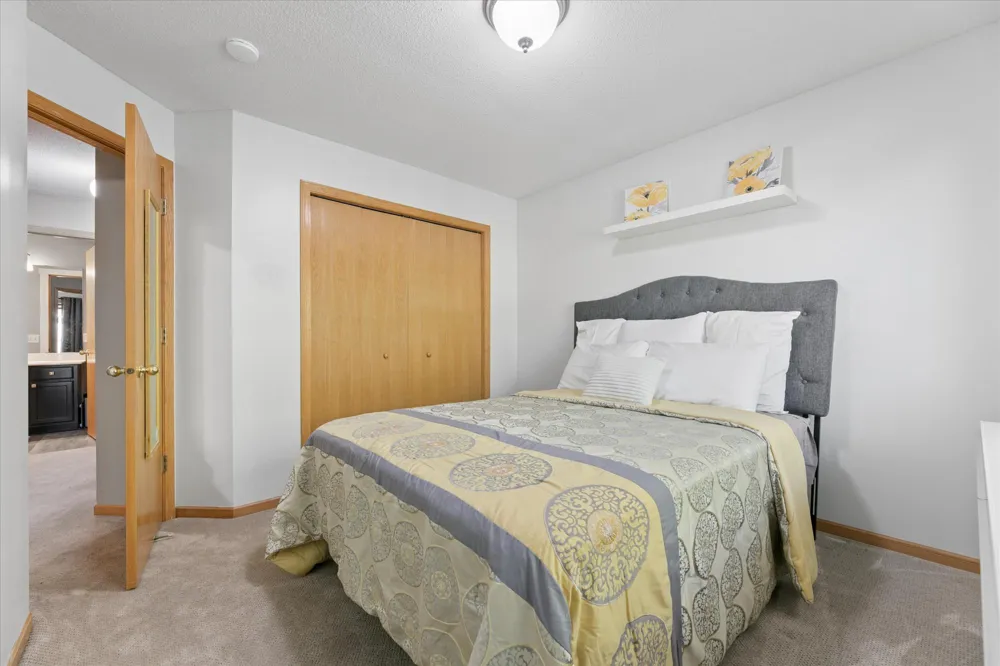 1302 123rd Drive NE Blaine, MN 55434