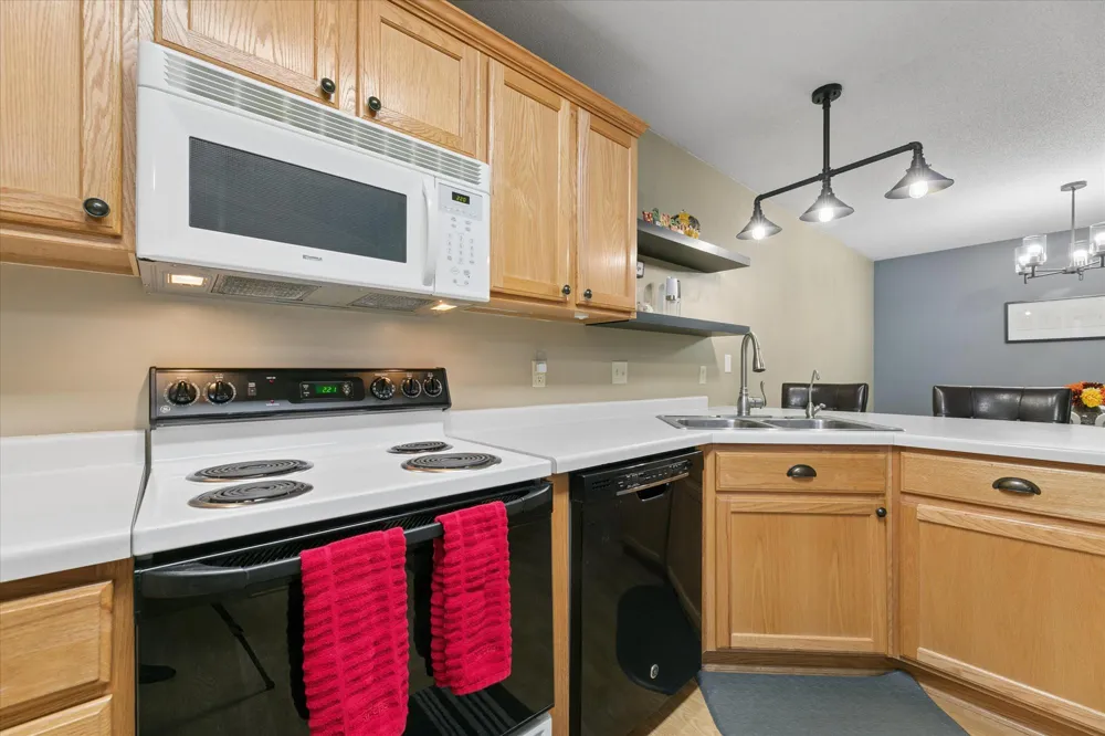 1302 123rd Drive NE Blaine, MN 55434
