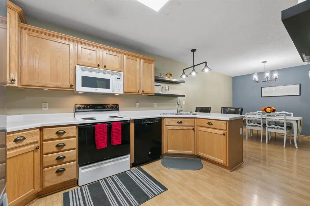 1302 123rd Drive NE Blaine, MN 55434