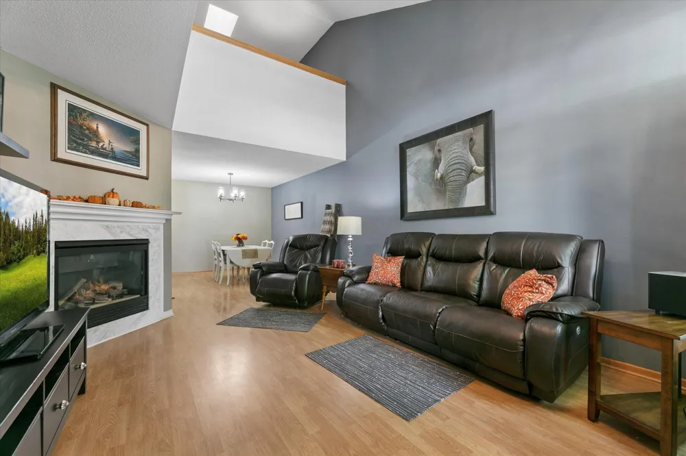 1302 123rd Drive NE Blaine, MN 55434