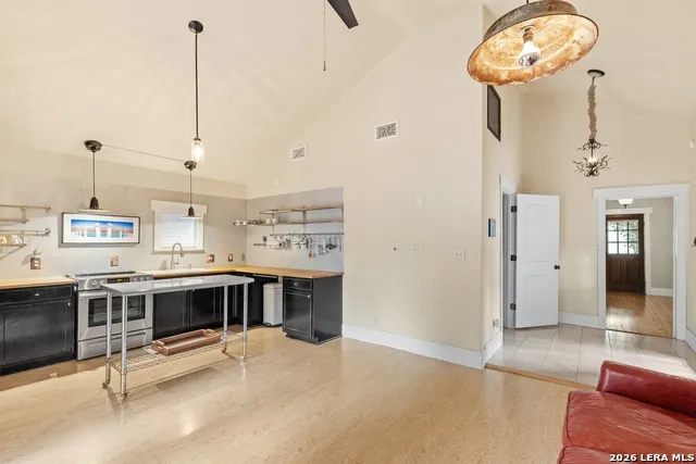606 Franklin Fredericksburg, TX 78624