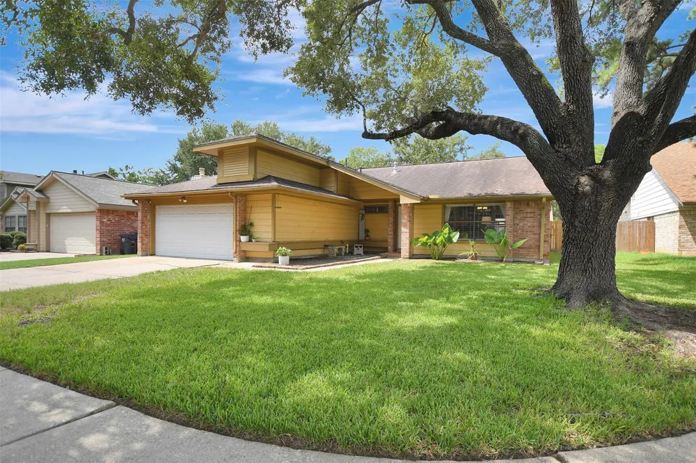 18415 Hazycrest Drive Spring, TX 77379