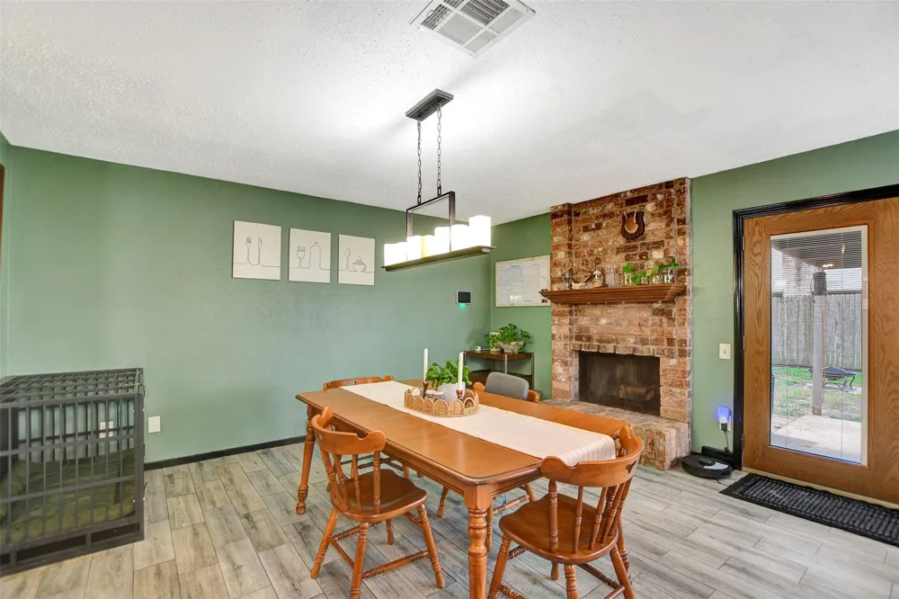 18415 Hazycrest Drive Spring, TX 77379